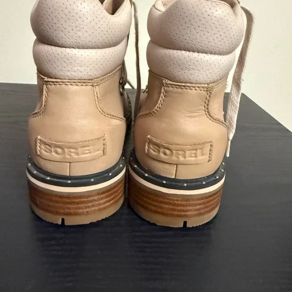 Sorel Leather Honest Beige Lenox Hiker Tie Up Ankle Shoes Boots Women’s Size 10 - Picture 5 of 8